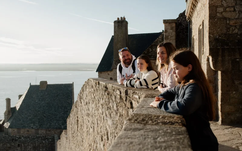 Sur_les_remparts_du_Mont-Saint-Michel