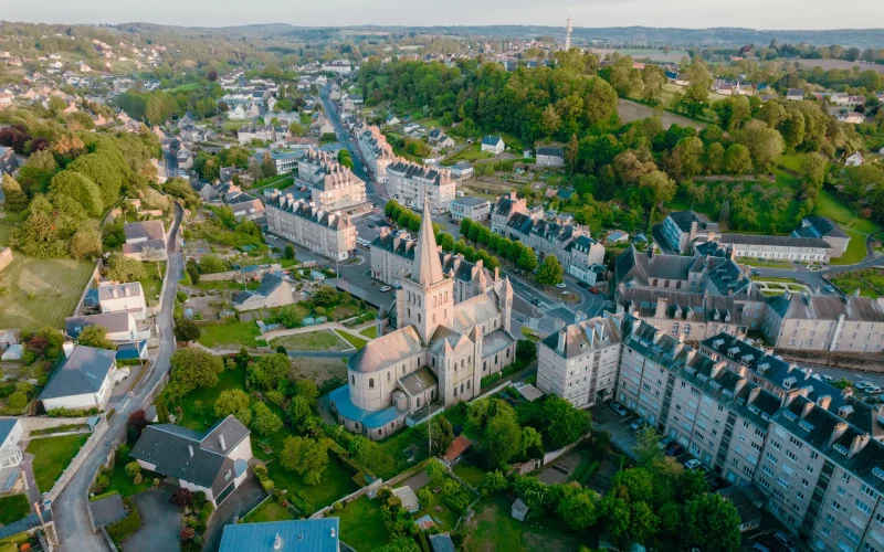 Vue_aerienne_de_Vire