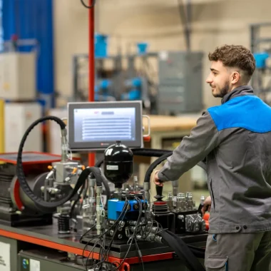 Multiple perspectives: industrial maintenance, the manufacturing doctors