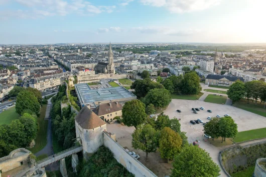 Live your best life in Caen!